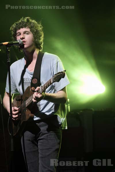 THE KOOKS - 2011-06-07 - PARIS - La Cigale - 